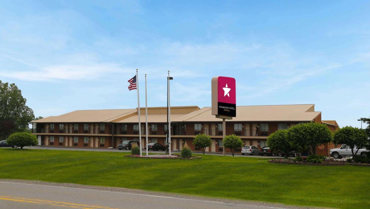 Magnuson Hotel Howell/Brighton Exterior foto